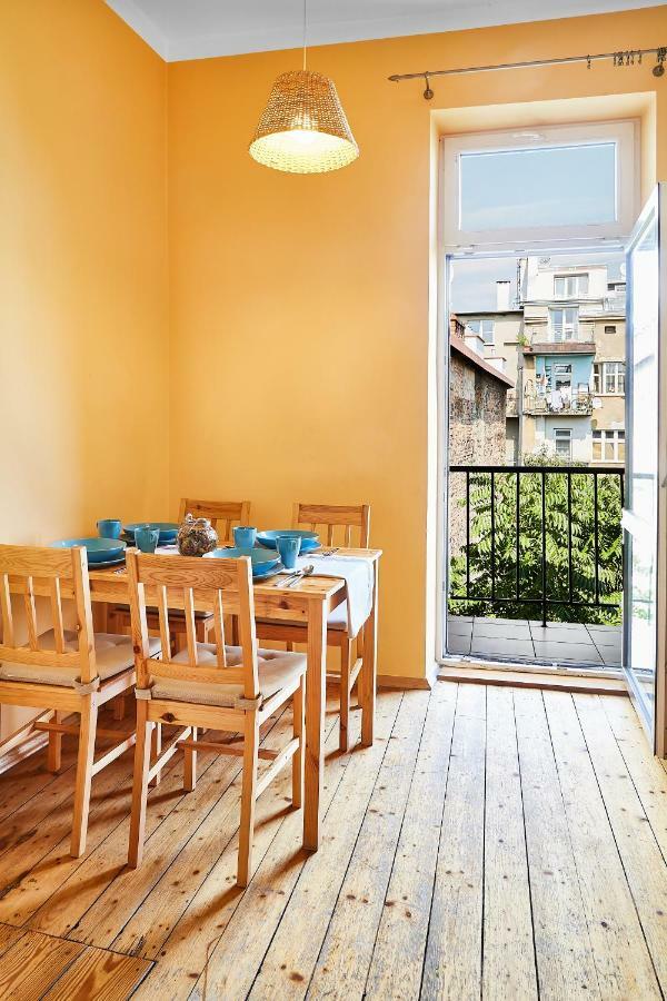 Yard Krowoderska Street Appartement